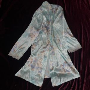 Vintage California Dynasty Robe